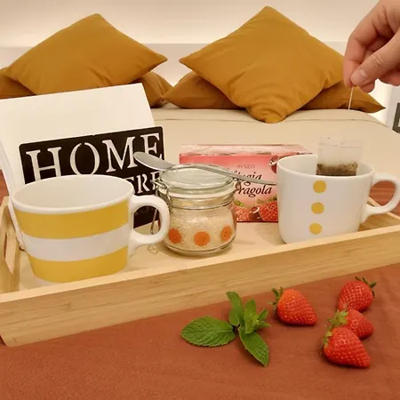 Apartament Mansarda Azzurra, 8 Min Dal Mare, 3 Min Dall'ospedale Pediatrico