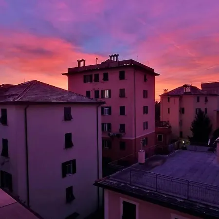 Mansarda Azzurra, 8 Min Dal Mare, 3 Min Dall'ospedale Pediatrico 公寓 *